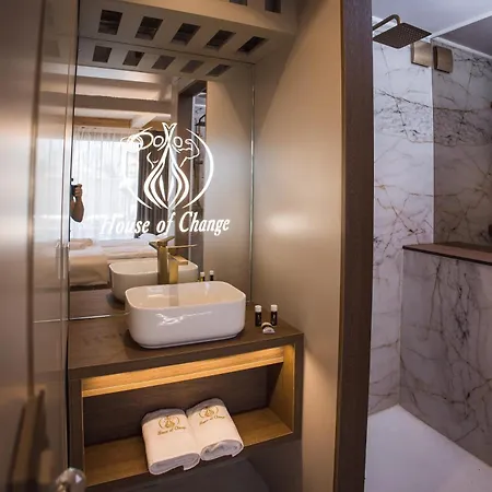 House Of Change Luxury & Fitness Retreat Villa