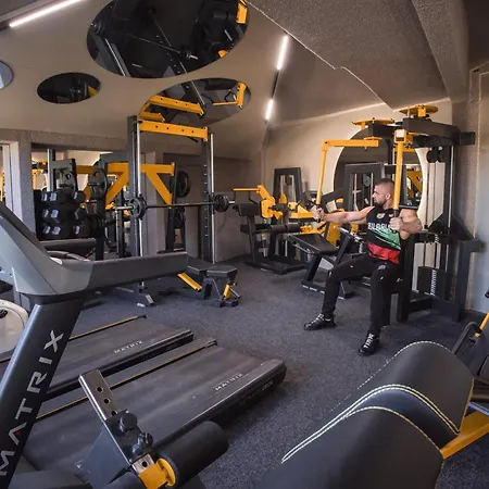 House Of Change Luxury & Fitness Retreat * Ostra Mogila
