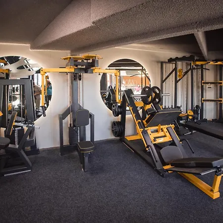 House Of Change Luxury & Fitness Retreat *