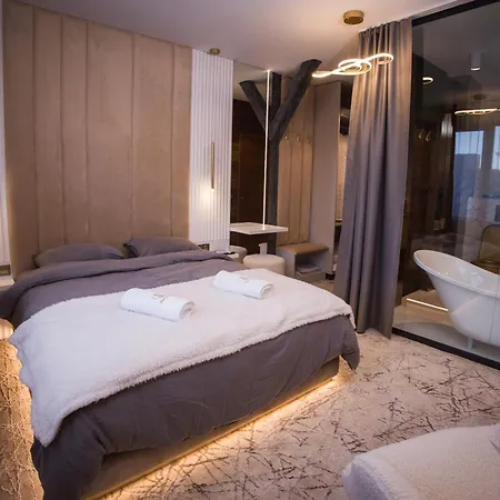 House Of Change Luxury & Fitness Retreat Villa