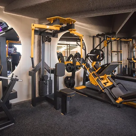 House Of Change Luxury & Fitness Retreat