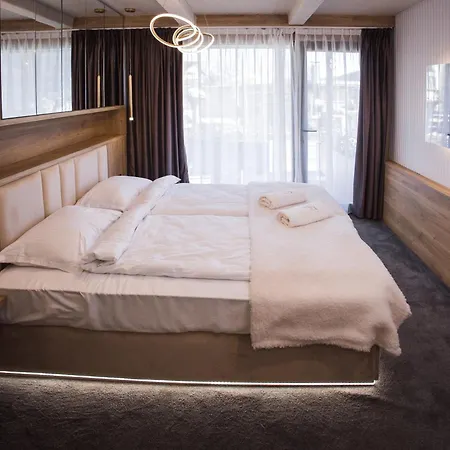 House Of Change Luxury & Fitness Retreat Ostra Mogila